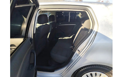 VW Golf 1.9TDi* KLIMATRONIK* - автомобили, коли, обяви за нови и употребявани 9