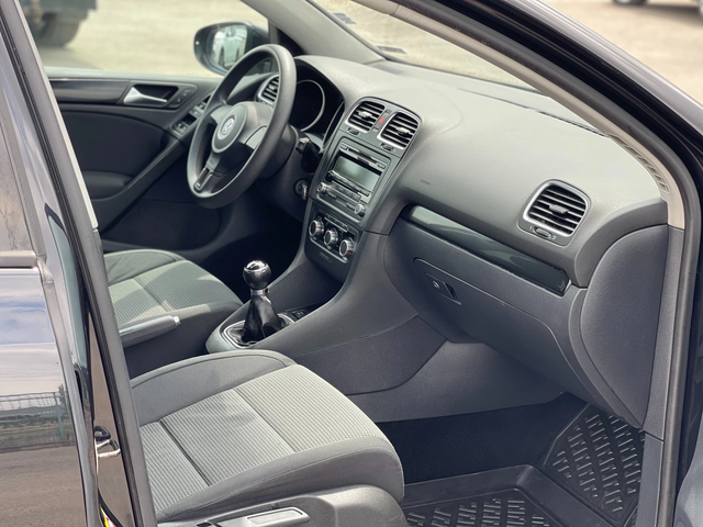 VW Golf 1.2TSi BlueMotion - автомобили, коли, обяви за нови и употребявани 10