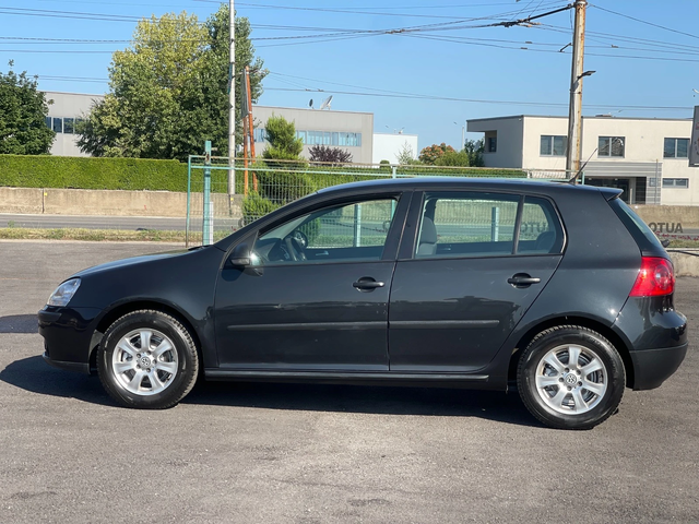 VW Golf 1.4i - автомобили, коли, обяви за нови и употребявани 3