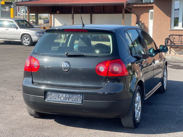 VW Golf 1.4i - автомобили, коли, обяви за нови и употребявани 6