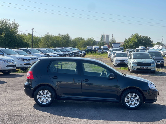 VW Golf 1.4i - автомобили, коли, обяви за нови и употребявани 8