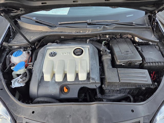 VW Golf 1.9tdi* Italy* - автомобили, коли, обяви за нови и употребявани 15