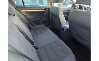 VW Golf 1.9tdi* Italy* - автомобили, коли, обяви за нови и употребявани 9