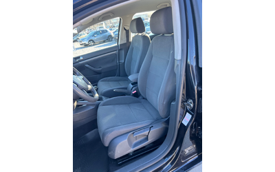 VW Golf 1.6FSI 166.000km!! - автомобили, коли, обяви за нови и употребявани 11