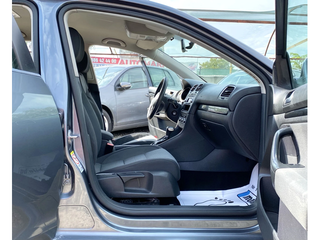 VW Golf 1.6TDI 105HP DSG - автомобили, коли, обяви за нови и употребявани 10