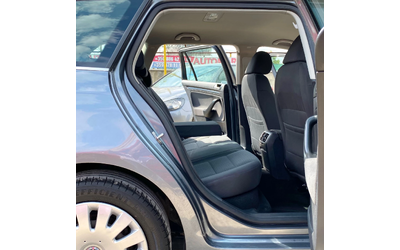 VW Golf 1.6TDI 105HP DSG - автомобили, коли, обяви за нови и употребявани 12