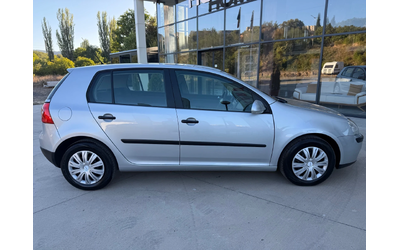 VW Golf 1.9 TDI - автомобили, коли, обяви за нови и употребявани 6