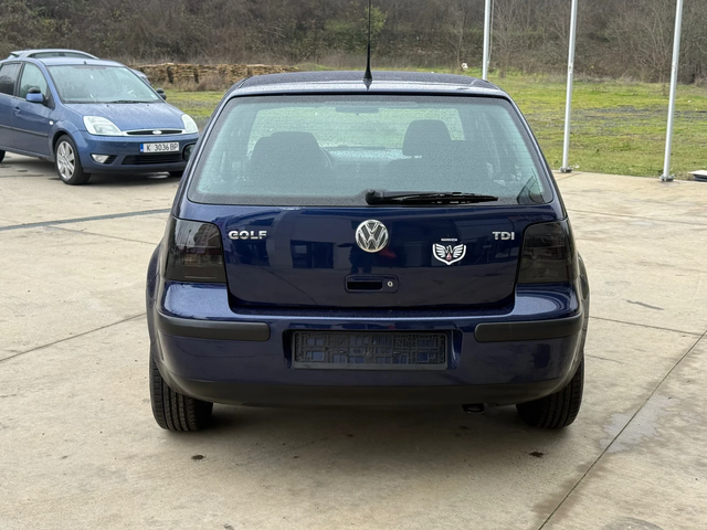 VW Golf 1.9 TDI - автомобили, коли, обяви за нови и употребявани 4