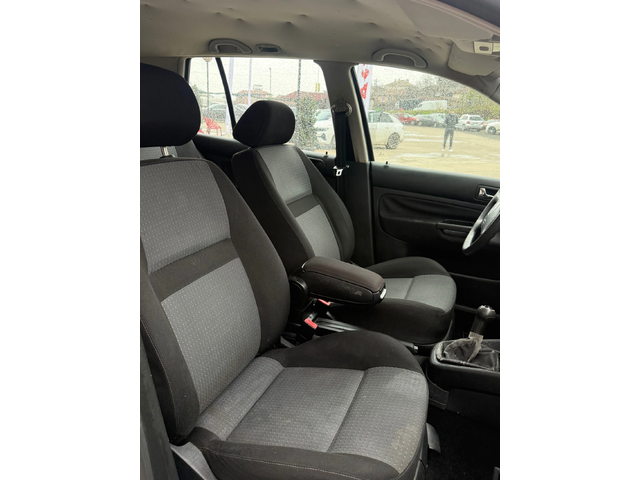 VW Golf 1.9 TDI - автомобили, коли, обяви за нови и употребявани 8