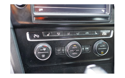 VW Golf GTI PERFORMANCE| Premium leather sport seats| Prem - автомобили, коли, обяви за нови и употребявани 15