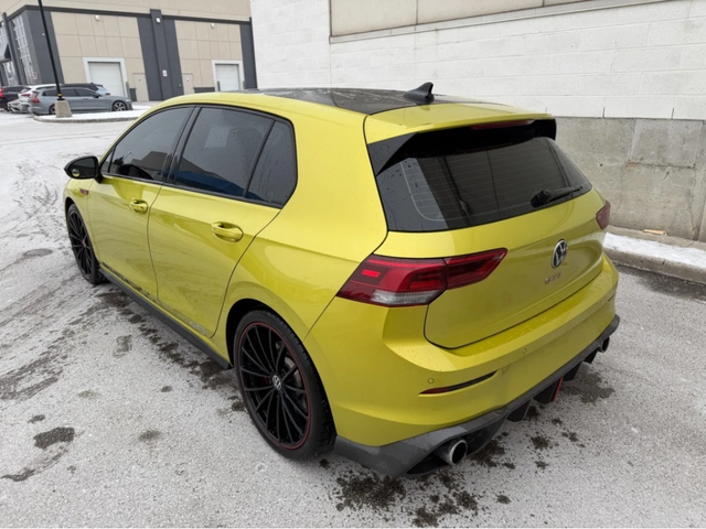 VW Golf GTI 40th Anniversary Manual - автомобили, коли, обяви за нови и употребявани 1