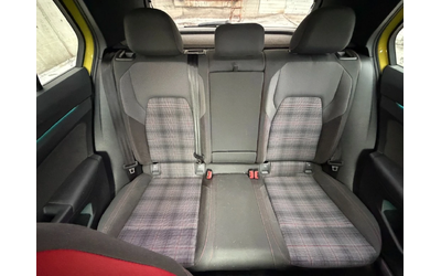 VW Golf GTI 40th Anniversary Manual - автомобили, коли, обяви за нови и употребявани 6