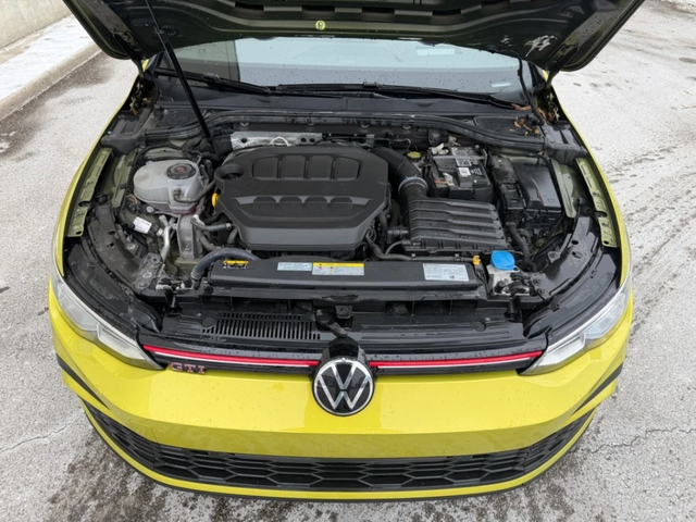 VW Golf GTI 40th Anniversary Manual - автомобили, коли, обяви за нови и употребявани 7