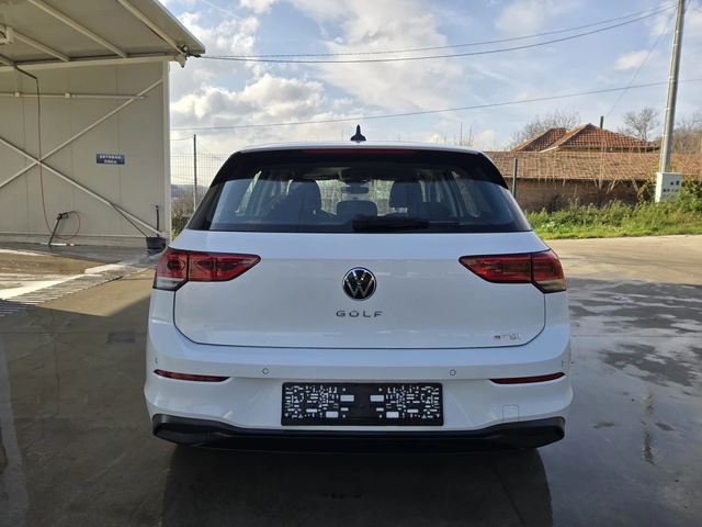 VW Golf 1.5 eTSI - 131к.с. - Топ състояние - автомобили, коли, обяви за нови и употребявани 7