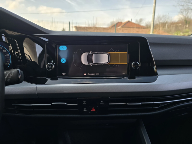 VW Golf 1.0ETSI LIFE 110к.с DSG - автомобили, коли, обяви за нови и употребявани 15