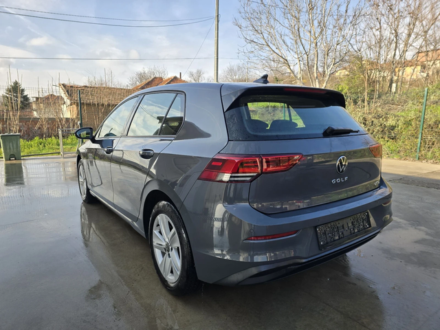 VW Golf 1.0ETSI LIFE 110к.с DSG - автомобили, коли, обяви за нови и употребявани 2