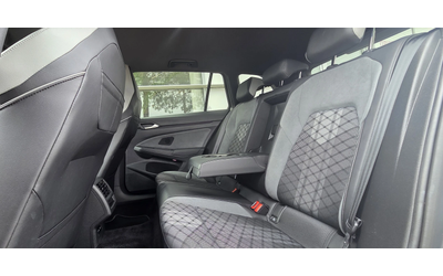 VW Golf R-Line в цвят Nardo Grey - автомобили, коли, обяви за нови и употребявани 7