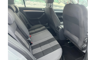 VW Golf 1.6i-102-GAS-ITALIA - автомобили, коли, обяви за нови и употребявани 14