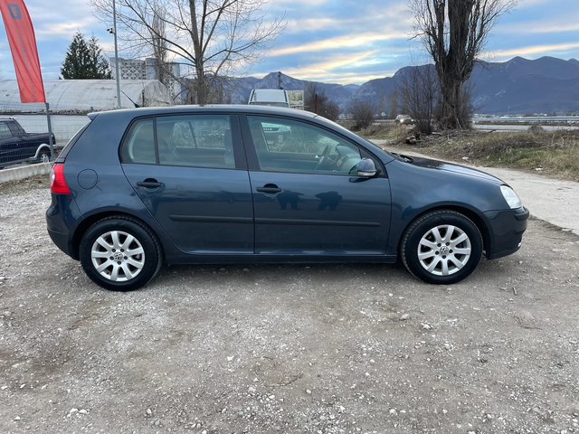 VW Golf 1.9TDI-105-KLIMA-ITALIA - автомобили, коли, обяви за нови и употребявани 3