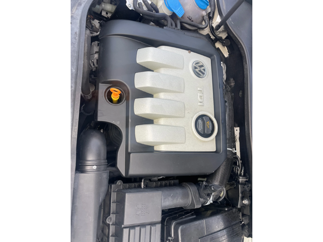 VW Golf 1.9TDI-105-ITALIA - автомобили, коли, обяви за нови и употребявани 13