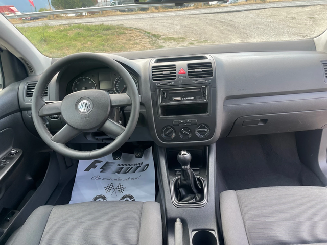 VW Golf 1.9TDI-105-ITALIA - автомобили, коли, обяви за нови и употребявани 7