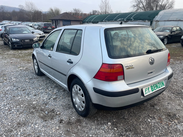 VW Golf 1.4i-16V-ITALIA - автомобили, коли, обяви за нови и употребявани 8