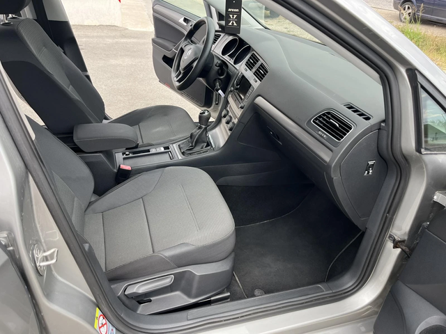 VW Golf 1.6TDI 105кс EURO 5В АВТОПИЛОТ ВНОС ИТАЛИЯ - автомобили, коли, обяви за нови и употребявани 10