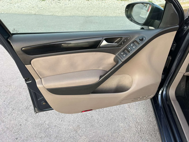 VW Golf 2.0TDI 110кс EURO 5A КЛИМАТРОНИК АВТОПИЛОТ - автомобили, коли, обяви за нови и употребявани 6