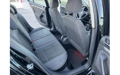 VW Golf 1.4I 80кс FACE КЛИМАТИК - автомобили, коли, обяви за нови и употребявани 9