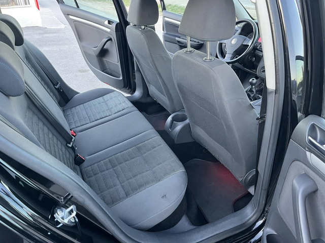 VW Golf 1.4I 80кс FACE КЛИМАТИК - автомобили, коли, обяви за нови и употребявани 9