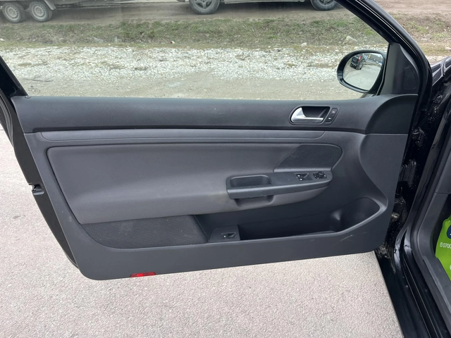 VW Golf 2.0SDI 75кс 116 000км КЛИМАТИК - автомобили, коли, обяви за нови и употребявани 6