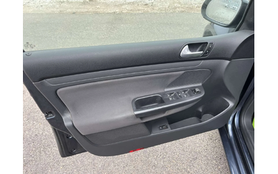 VW Golf 1.9 TDI 90кс EURO 4 КЛИМАТРОНИК - автомобили, коли, обяви за нови и употребявани 6