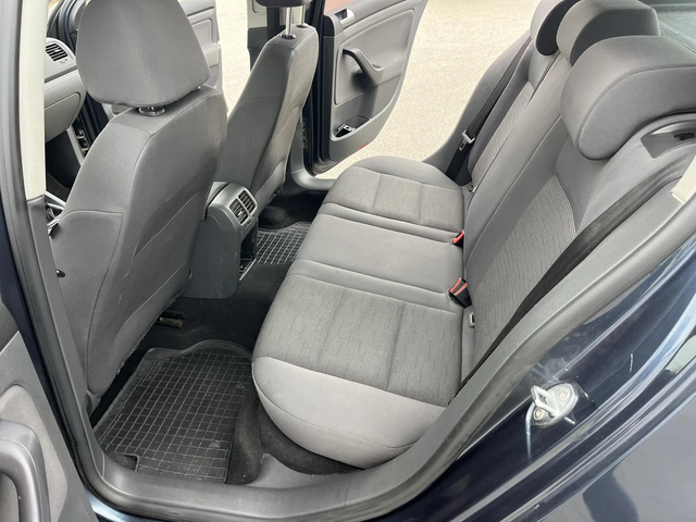 VW Golf 1.9 TDI 90кс EURO 4 КЛИМАТРОНИК - автомобили, коли, обяви за нови и употребявани 8