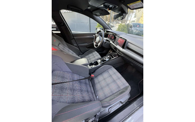 VW Golf VIII GTI - автомобили, коли, обяви за нови и употребявани 11