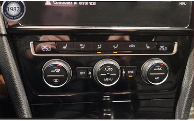 VW Golf R* 4MOTION* PREMIUM AUDIO* ПОДГРЕВ* - автомобили, коли, обяви за нови и употребявани 13