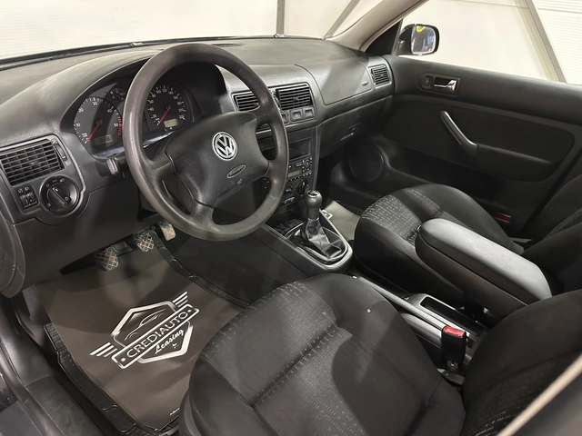 VW Golf 1.9 TDI - автомобили, коли, обяви за нови и употребявани 6