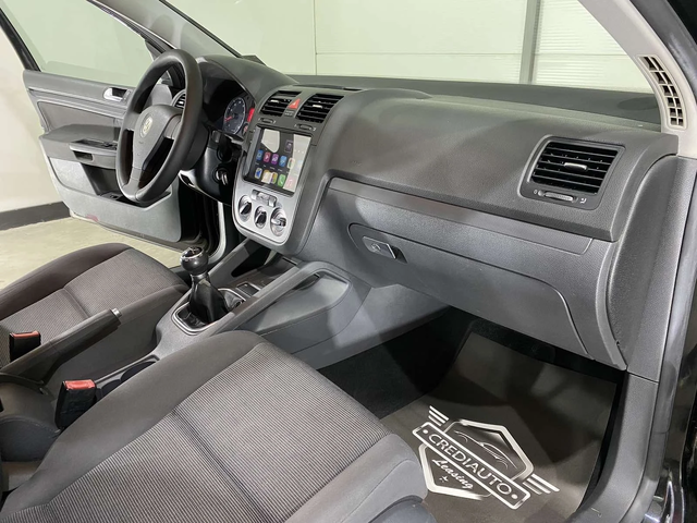 VW Golf 1.4i - автомобили, коли, обяви за нови и употребявани 9