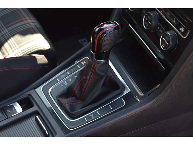 VW Golf GTI* 115000KM!!!!* AUTOMAT* - автомобили, коли, обяви за нови и употребявани 11