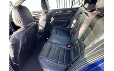 VW Golf АвтоКредит* (ЦЕНА ДО БГ)Golf R 4-Door AWD - автомобили, коли, обяви за нови и употребявани 11