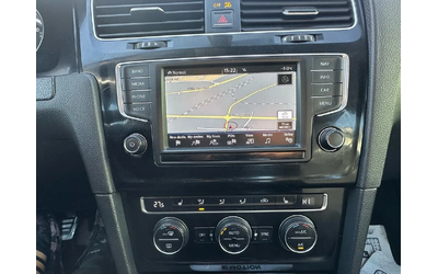 VW Golf АвтоКредит* (ЦЕНА ДО БГ)Golf R 4-Door AWD - автомобили, коли, обяви за нови и употребявани 13