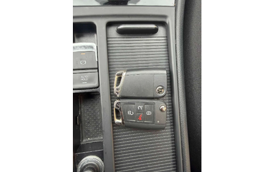 VW Golf R  Manual | CARFAX | LED | | PODGREV | - автомобили, коли, обяви за нови и употребявани 10