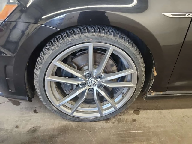 VW Golf R| ПОДГРЕВИ| 2 КЛЮЧА| БЕЗ УДАРИ| CARFAX - автомобили, коли, обяви за нови и употребявани 6