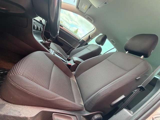 VW Golf 07.22г* БАРТЕР* FACELIFT - автомобили, коли, обяви за нови и употребявани 11
