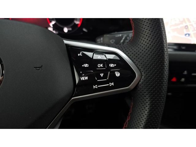 VW Golf GTI / ОБДУХВАНЕ / PANO / HEAD UP - автомобили, коли, обяви за нови и употребявани 15
