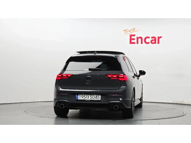 VW Golf GTI / ОБДУХВАНЕ / PANO / HEAD UP - автомобили, коли, обяви за нови и употребявани 3