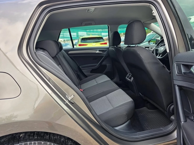 VW Golf 1.6TDI 105K.C. / КЛИМА / НАВИ / ЕВРО 5Б / 2014 ГОД - автомобили, коли, обяви за нови и употребявани 8