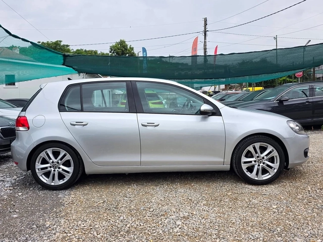 VW Golf 2.0TDI 110K.C. / НАВИГАЦИЯ / КЛИМАТИК /2010 ГОДИНА - автомобили, коли, обяви за нови и употребявани 5