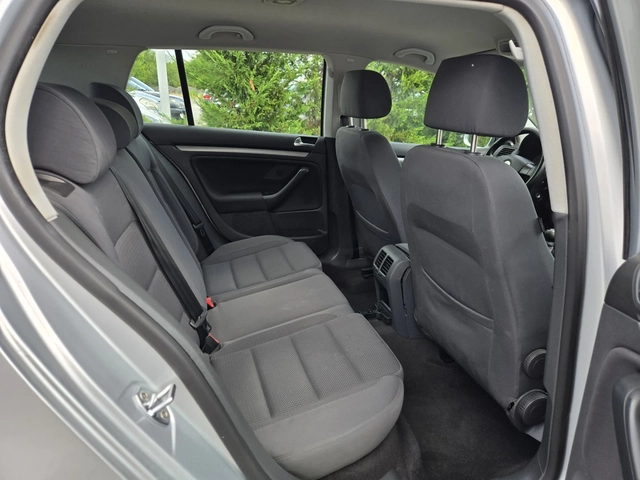 VW Golf 2.0TDI-140кс= 6СКОРОСТИ= НАВИ= ПАРКТРОНИК - автомобили, коли, обяви за нови и употребявани 13
