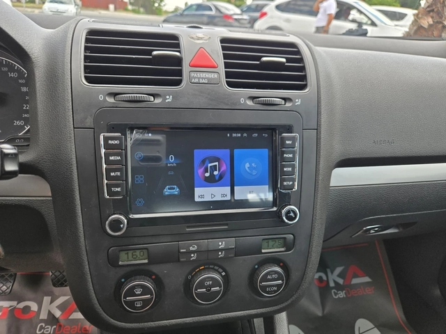 VW Golf 2.0TDI-140кс= 6СКОРОСТИ= НАВИ= ПАРКТРОНИК - автомобили, коли, обяви за нови и употребявани 15