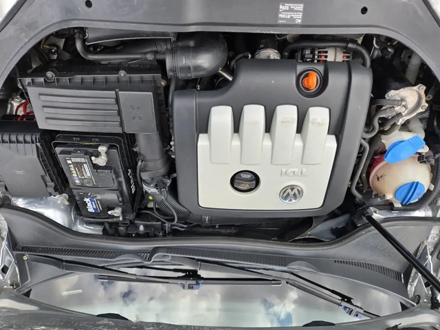 VW Golf 2.0TDI-140кс= 6СКОРОСТИ= НАВИ= ПАРКТРОНИК - автомобили, коли, обяви за нови и употребявани 16